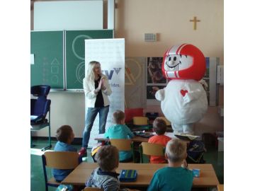 Aktion Känguru und Helmi